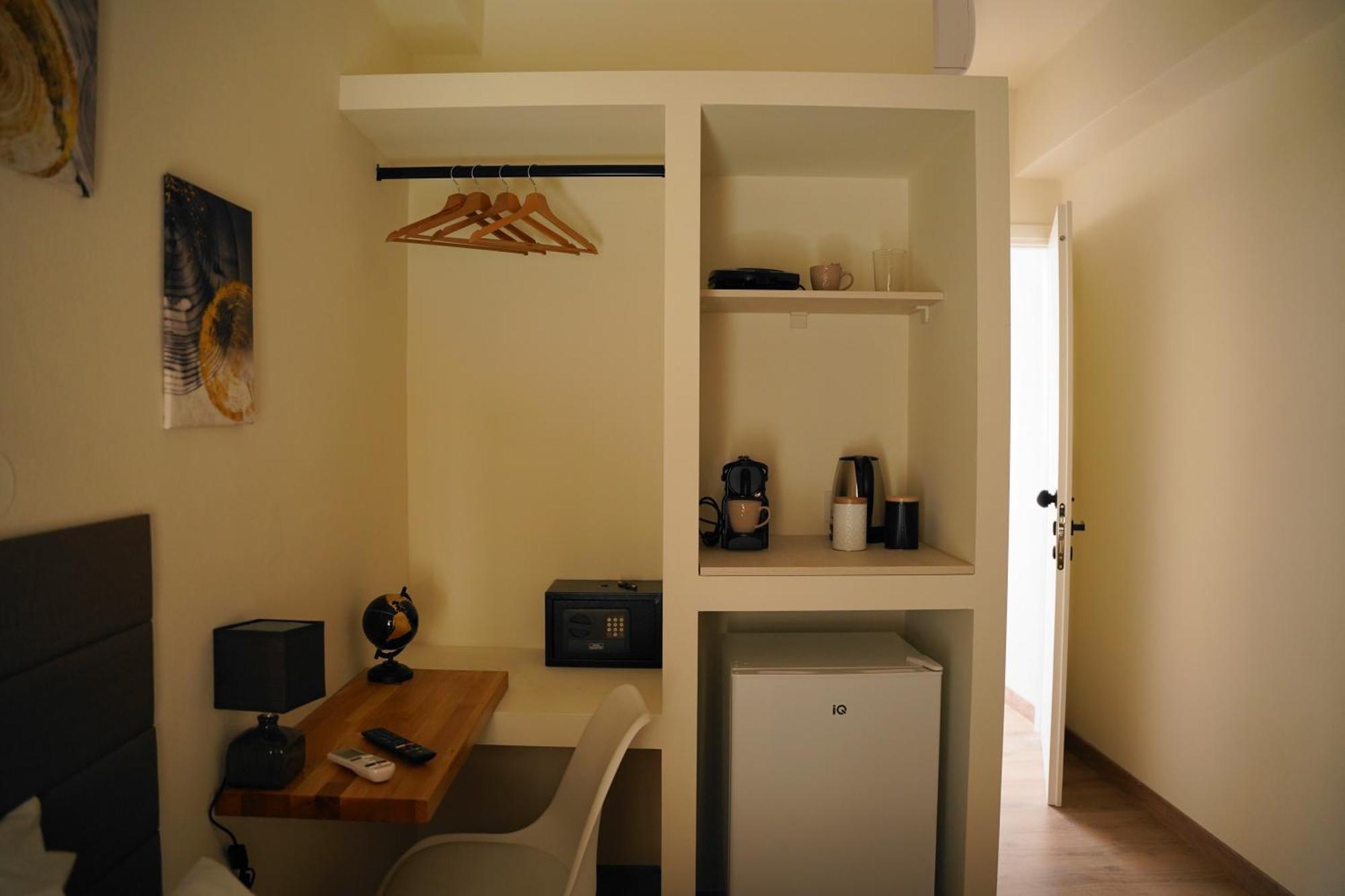Aegean Gold Syros Suites Ermoupoli Dış mekan fotoğraf
